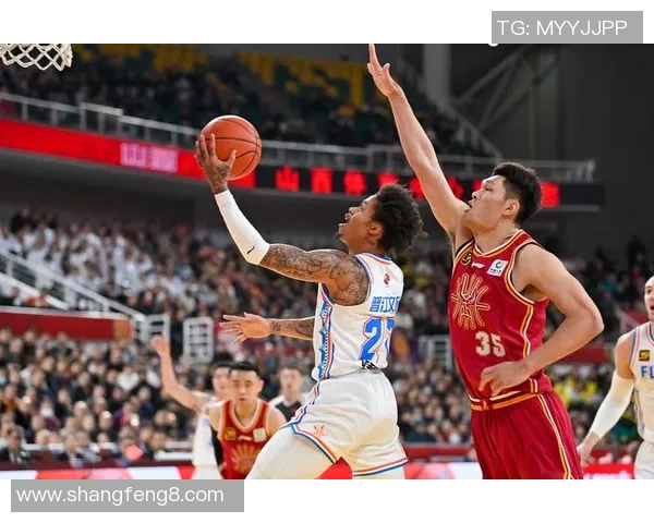 北京篮球队盯防战术解析及其在比赛中的应用与影响 北京篮球队盯防战术解析及其在比赛中的应用与影响