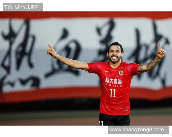 高拉特：从巴西足球明星到中国联赛的传奇旅程与辉煌成就