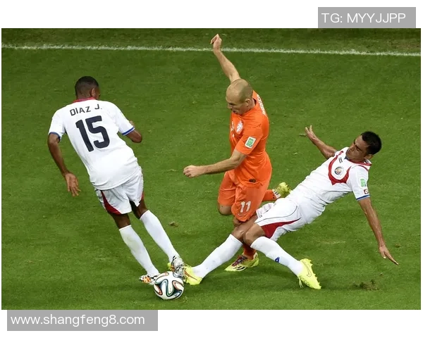 从绿茵场到权力中心足球如何影响政治格局与社会变迁