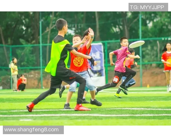 深圳飞盘队在极限运动会中以59分稳居积分榜首位